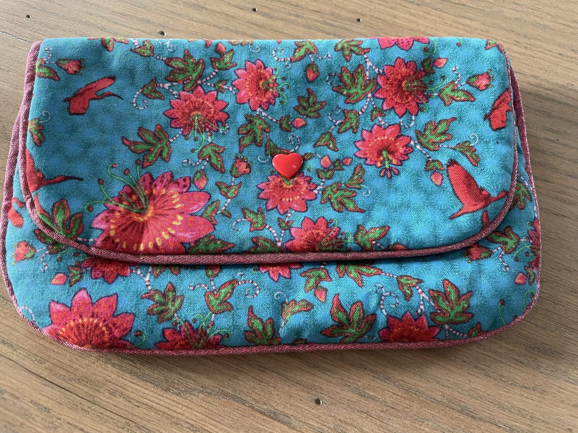 petite trousse plate fleurie